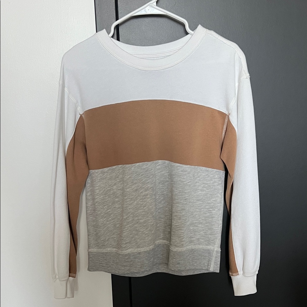Abercrombie & Fitch White and Tan Fleece Top